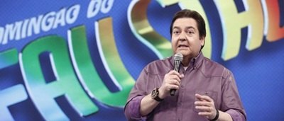 Faustão se irrita com Pokémon Go e xinga ao vivo na Globo
