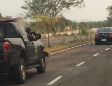 EXCLUSIVO - Confira em versão HD perseguição de oficiais do NOA a paciente do HB - VÍDEO