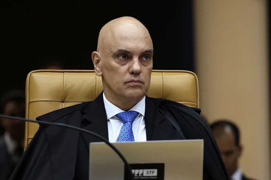 DECISÃO: Moraes envia inquérito do golpe à PGR e derruba sigilo do relatório