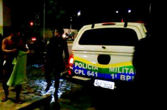 VIOLÊNCIA – Idoso é baleado ao tentar negociar filha refém de assaltantes