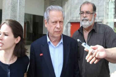 Delator diz que entregou R$ 4 milhões a Dirceu 