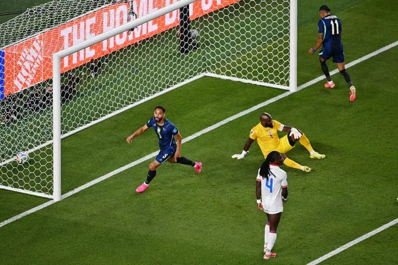 NO ATAQUE: Brasil vence o Haiti por 3 a 0 e assume a liderança do Grupo C da Copa do Mundo