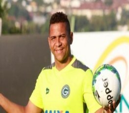 Demitido do Goiás por agredir colega, Walter acerta com Atlético-GO