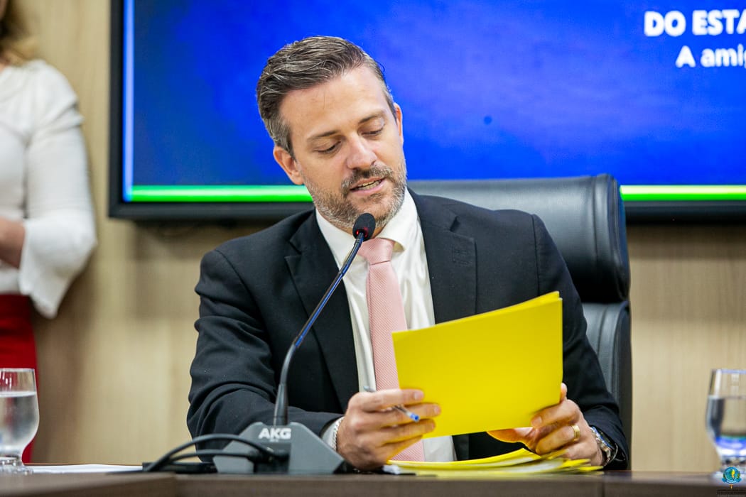 LUCAS TORRES: Deputado anuncia R$ 5 milhões para cirurgias em Buritis