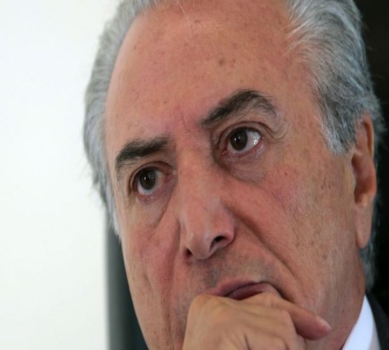 Temer fala em crise nacional e anuncia Forças Armadas em presídios