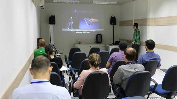 ALTO IMPACTO: Colaboradores do Sebrae em Rondônia participam de curso de apresentação