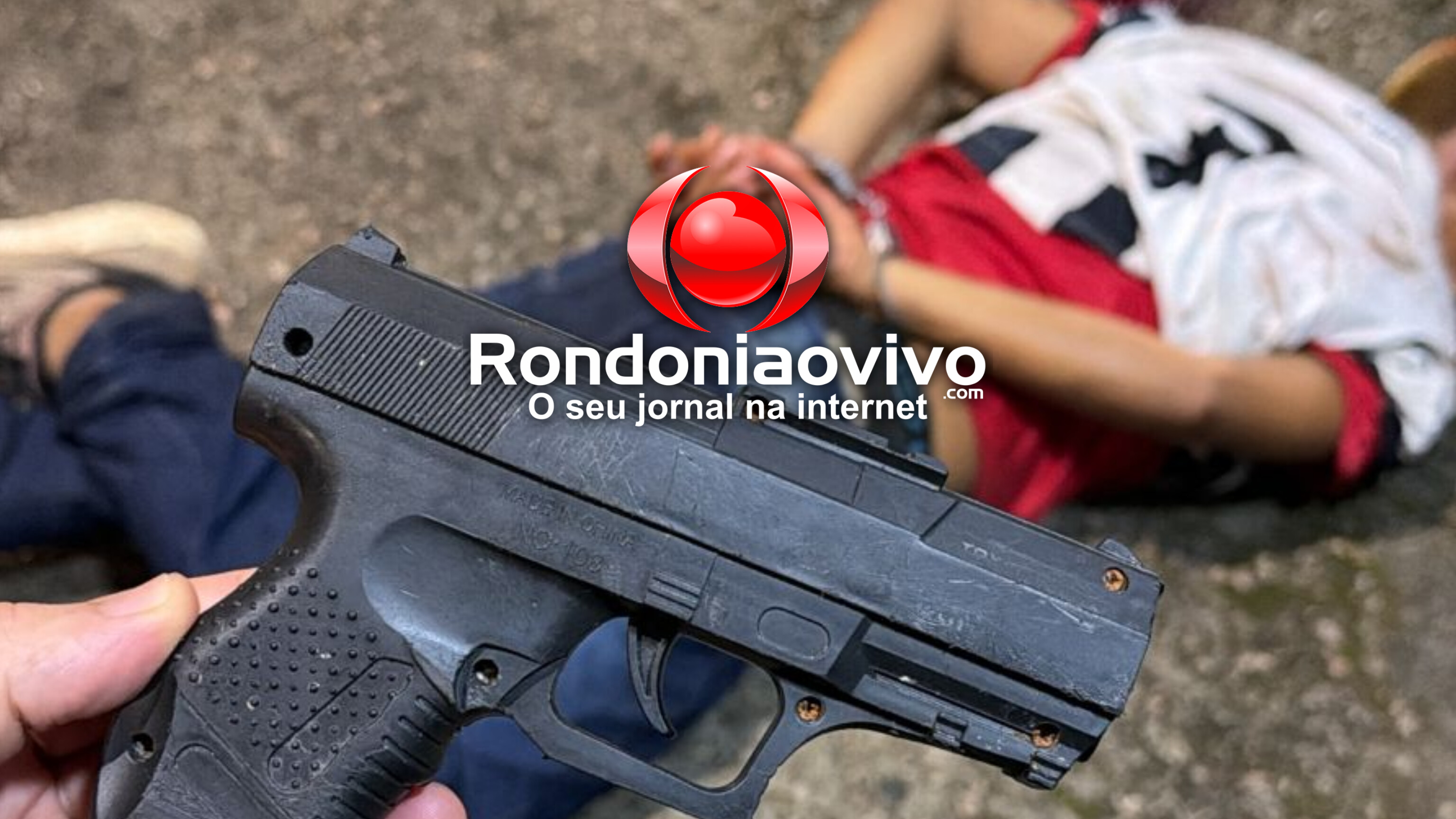 URGENTE: Assaltante é contido e agredido por populares após roubo com arma de brinquedo