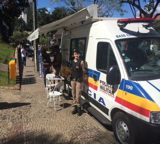 Polícia Comunitária realiza projeto Sabadão na Praça