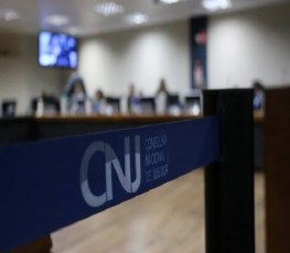 URGENTE - CNJ aposenta juíza de Rondônia por irregularidade em precatórios