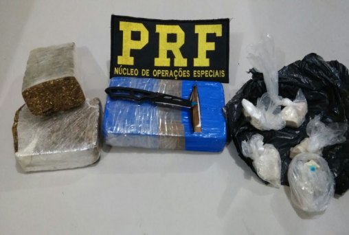 Polícia apreende Cocaína, Crack e maconha na Br 319