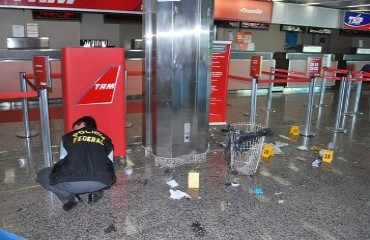 SUSTO - Lixeira explode no saguão do aeroporto; Polícia Federal analisa causas do acidente