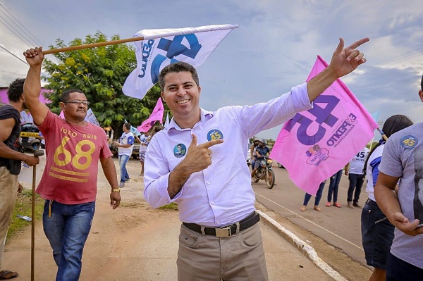 ENGANAÇÃO: PSL vai à justiça contra Marcos Rogério por usar imagem de Bolsonaro