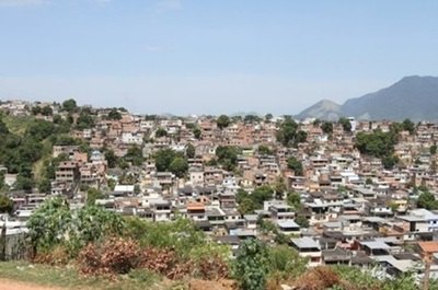 Menino de 5 anos encontra granada no morro do Chapadão e tem mão amputada
