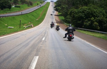 Advogado que saiu de Ribeirão Preto e vai até os Estados Unidos de moto faz parada em Porto Velho