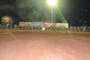 3ª etapa do Velocross noturno em Pimenta Bueno