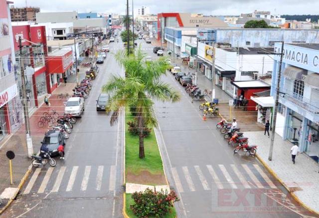 TRÊS DIAS DE FESTA: Deputado Luizinho Goebel apoia shows dos 48 Anos de Vilhena