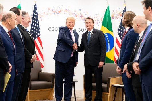 'TENHO CANAL ABERTO': Bolsonaro diz que pode falar com Trump sobre tarifas contra Brasil