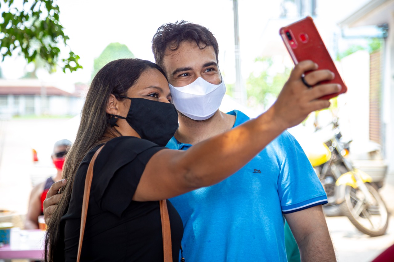 OUTUBRO ROSA: Vinícius reforça a importância da prevenção e diagnóstico precoce do câncer