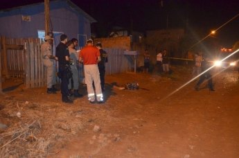 Homem é executado a tiros em via publica