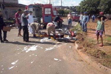 Acidente deixa jovem gravemente ferido