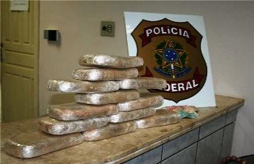 Polícia Federal em Porto Velho/RO prende 05 pessoas por tráfico de drogas