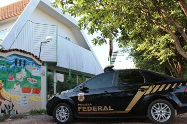 MURÍDEOS - Operação da PF cumpre 30 mandados; prefeito e servidores públicos são conduzidos coercitivamente