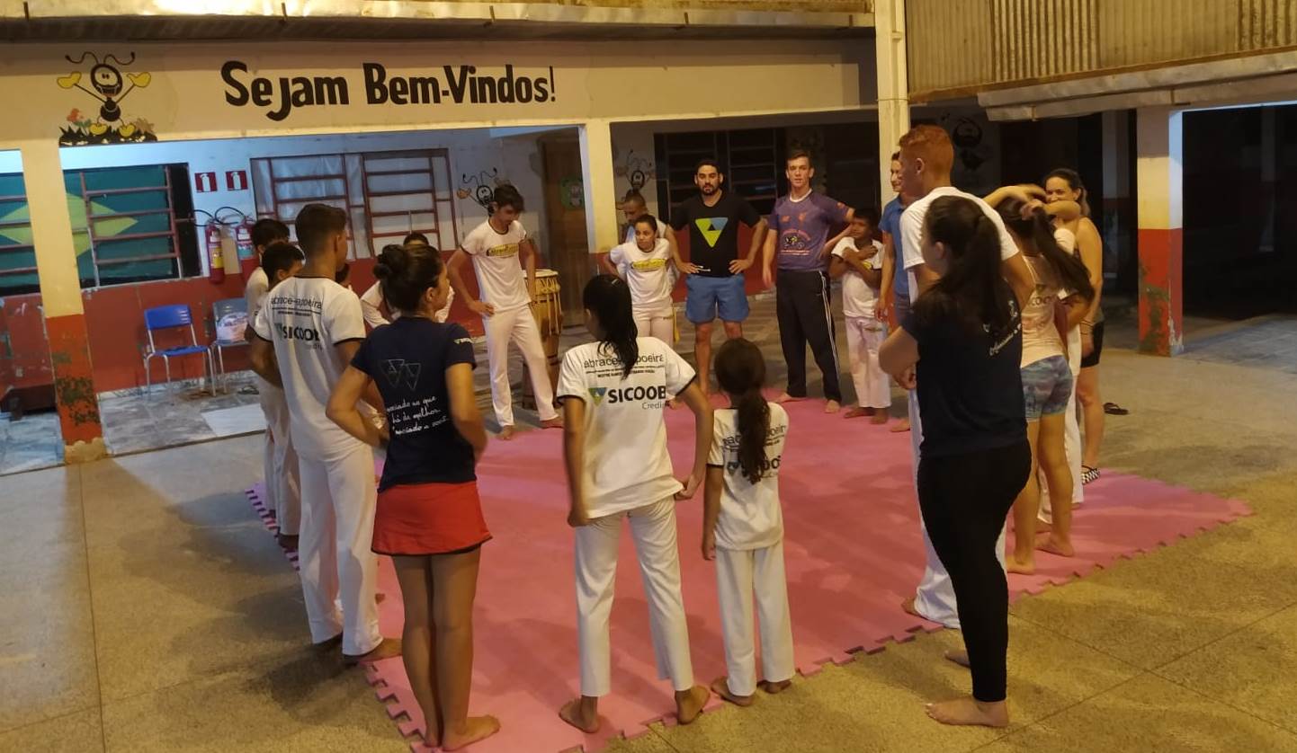 MINISTRO ANDREAZZA: Campeonato, berimbalada e cinema marcam Festival de capoeira da Abrace