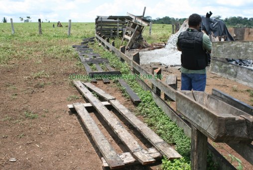 Bando armado da LCP ataca sede de Fazenda