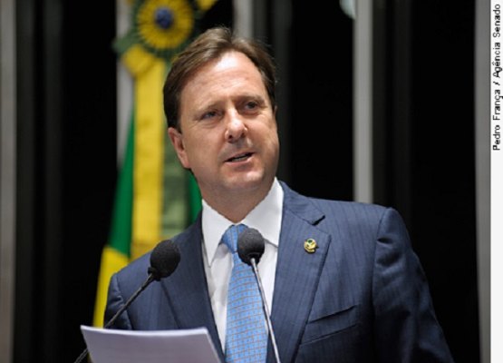 Senador Gurgacz se compromete com PDT a votar pelo retorno de Dilma