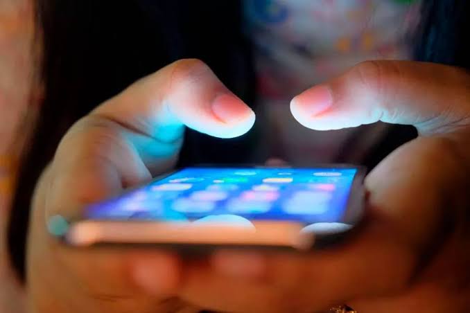 RECEPTAÇÃO: Casal é preso em Porto Velho após tentar vender celular roubado pelo Marketplace