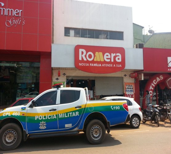 ASSALTO – Bando é preso após 'tocar o terror' em loja da Romera na capital