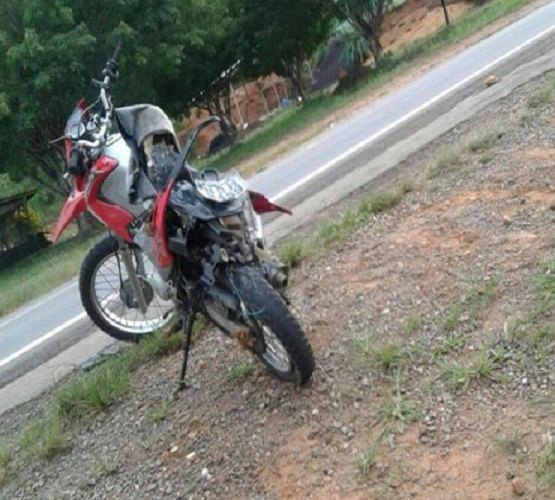 Motociclista morre ao derrapar e bater de frente em ônibus da Eucatur