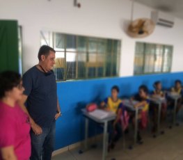 Vereador Júnior Cavalcante fiscaliza merenda em escola municipal