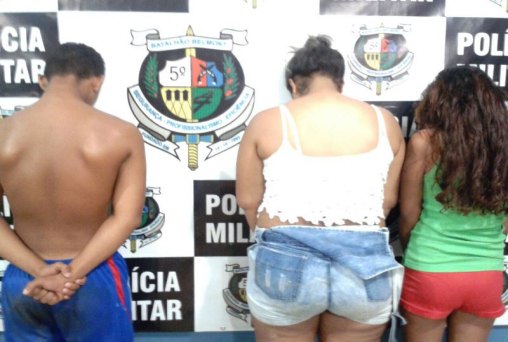 Mulher suspeita de tráfico foge e filhos menores são aprendidos