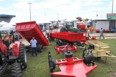 Cidade vira sede temporária do Governo graças a feira agropecuária