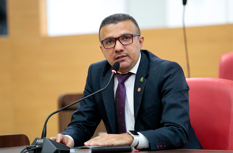 IDEB: Deputado Alex Silva beneficiará Projeto 