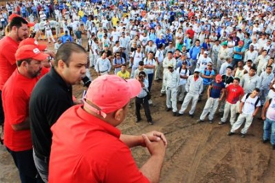 USINAS – Trabalhadores entram em greve no canteiro da Santo Antônio Energia