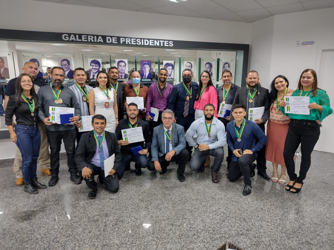 AO VIVO: Equipe da Delegacia de Homicídios é homenageada na ALE/RO