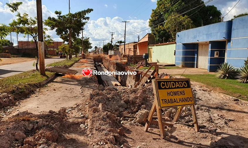 TUDO PARADO: Prefeitura decepciona comunidade que há nove meses espera por fim de obra