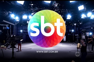 FAMOSOS: Apresentadora do SBT permanece em estado gravíssimo após AVC