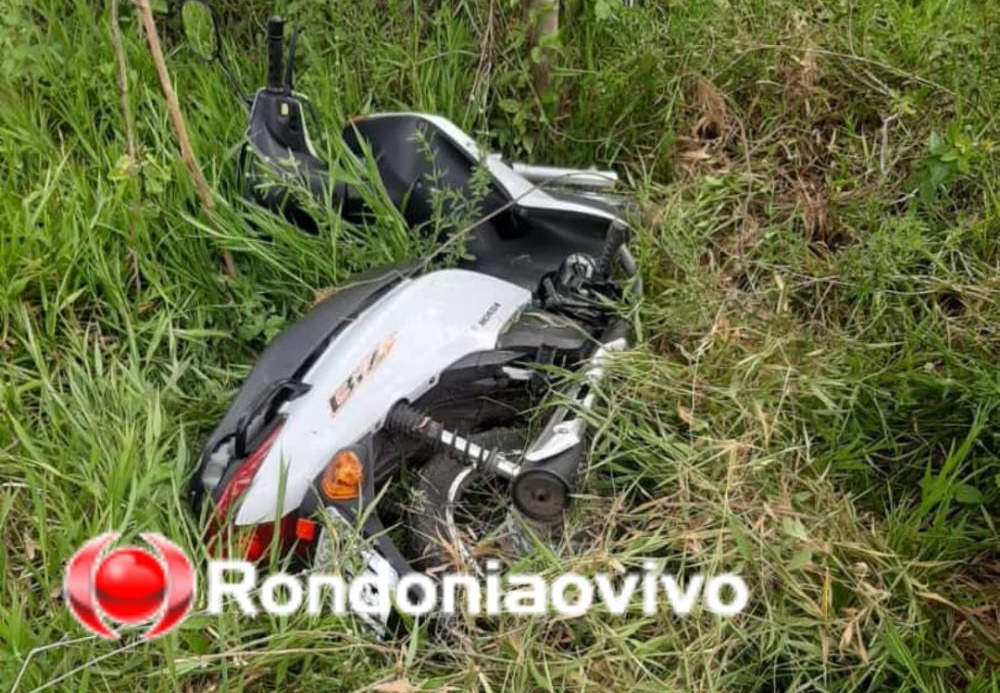 RASTREAMENTO: Motocicleta roubada de mulher por dupla é localizada escondida em matagal