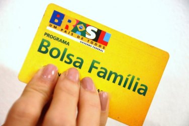 SUSPEITA DE FRAUDE - Beneficiários de RO do 'Bolsa Família' devem ser identificados