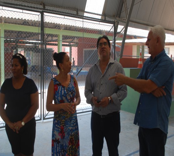 Deputado Airton visita escolas em Ji-Paraná
