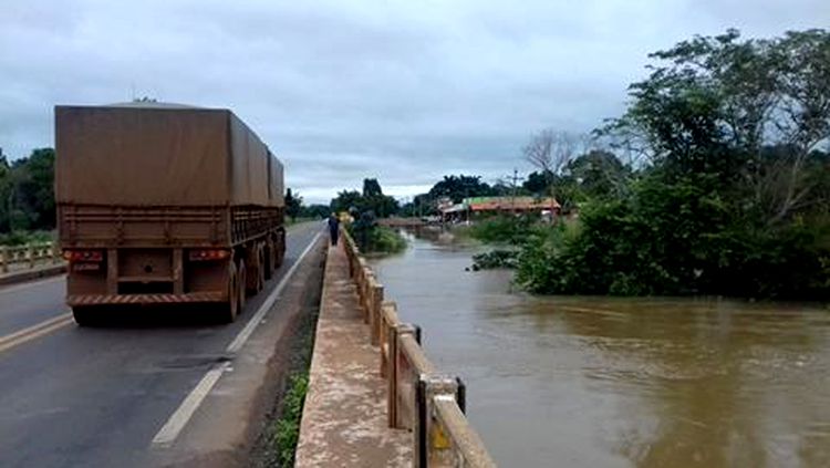 PIMENTA BUENO: MP apura danos ao sistema viário com interdição de ponte sobre Riozinho