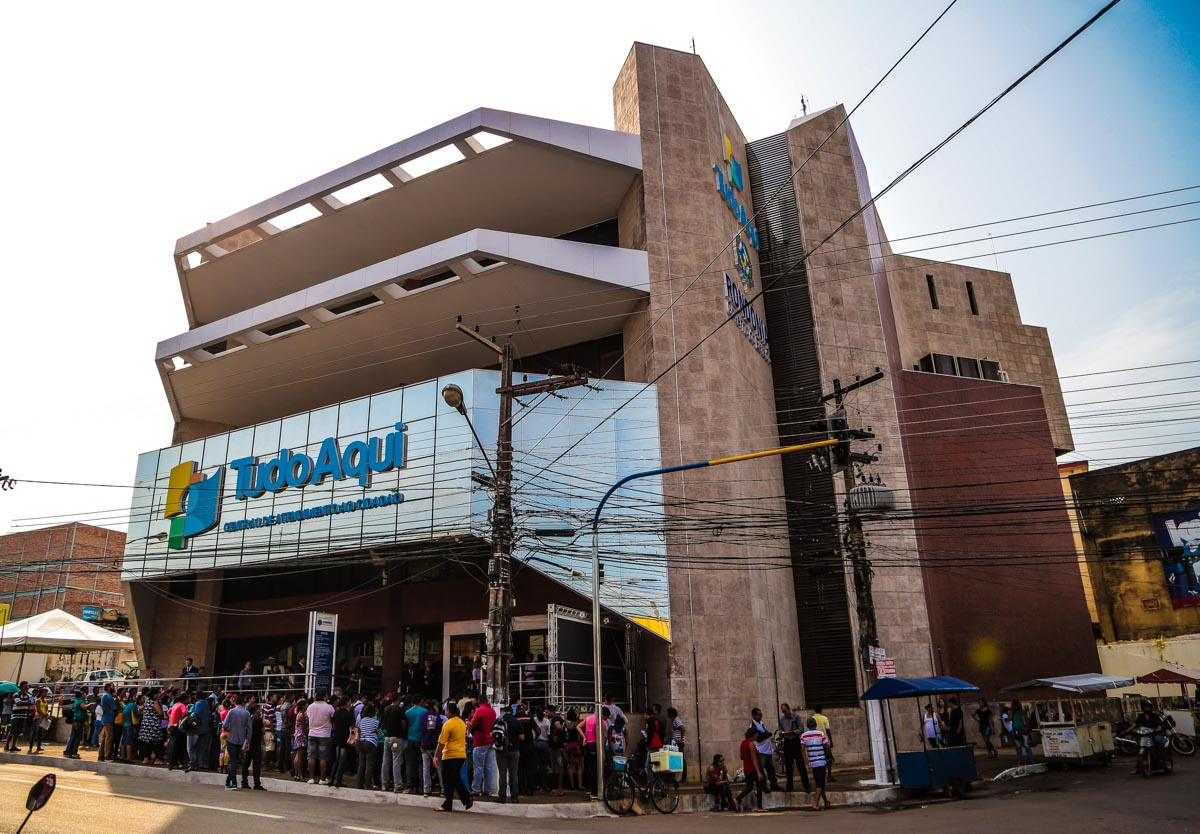 DIFICULDADE: Tudo Aqui na capital está sem elevador e impede acesso de cadeirantes