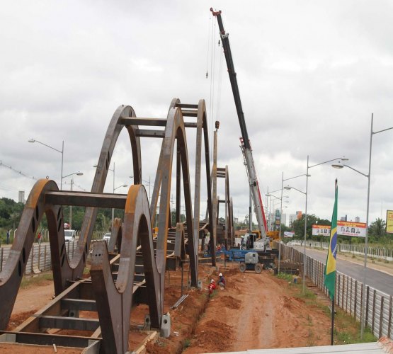 Concluída parte estrutural da passarela do Espaço Alternativo