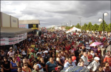 VILHENA - Polícia comunitária apóia evento dos comerciantes do bairro Cristo Rei