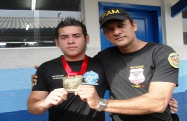 ESPORTE – Medalha de Ouro no GP Brasil de Taekwondo é instrutor auxiliar do projeto ‘Aluno Monitor’ – Fotos e vídeo