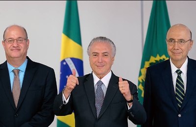 Temer age para tranquilizar empresários após insatisfação