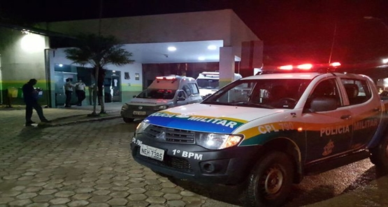 TRAGÉDIA: Criança pega arma de avô policial e atira contra a própria cabeça